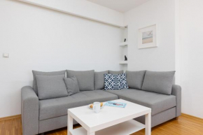 Spacious Apartment Pałac Jana III Wilanów by Noclegi Renters